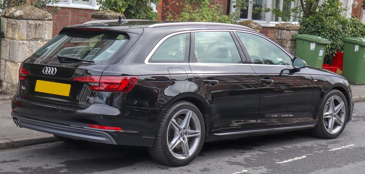 Audi A4 Avant, 2015 en adelante (B9)