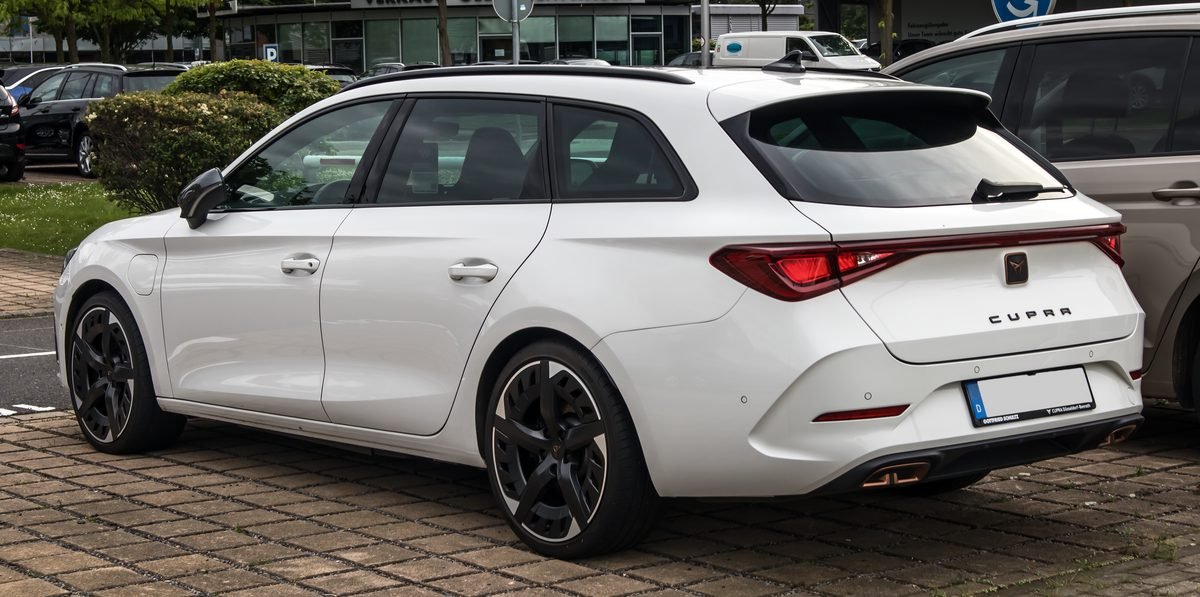Cupra León Sportstourer, 2020 en adelante